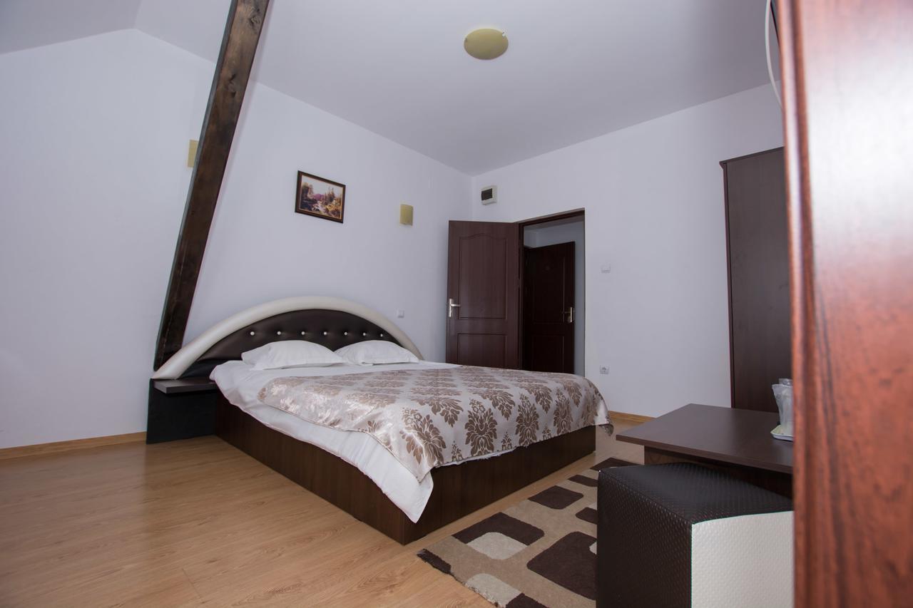 Complex Panoramic Hotel Rânca Exterior foto